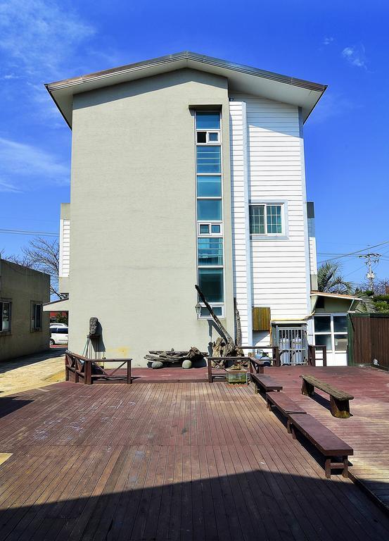Ganderak Guesthouse Jeju Exterior foto